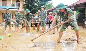 Bảo đảm vệ sinh môi trường sau lũ ở Mù Cang Chải 