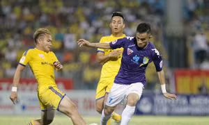 Vòng 17 V-League: ‘Nóng’ ở Vinh và Thống Nhất