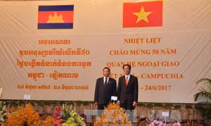 Chiêu đãi trọng thể kỷ niệm 50 năm quan hệ ngoại giao Việt Nam – Campuchia 