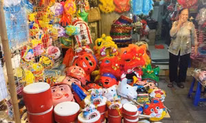 Sản phẩm và đồ chơi truyền thống Tết Trung thu vẫn lên ngôi 