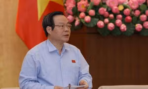 Cấm sử dụng ô tô và tài sản do tổ chức, cá nhân tặng để phục vụ cá nhân 