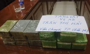 Tịch thu 15 bánh heroin và 5 kg ma túy tổng hợp