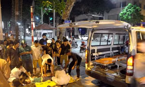 Hà Nội: Xe cấp cứu bỏ chạy sau khi đâm cô gái bị thương nặng