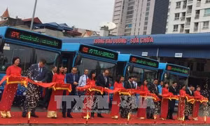 Hà Nội đưa vào khai thác xe buýt mới tiêu chuẩn châu Âu 