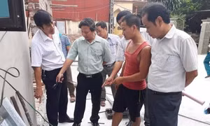 Hà Nội nhiều bất cập trong khống chế dịch sốt xuất huyết – Bài 2: Chưa ‘trúng đích’, diệt bọ gậy kém hiệu quả