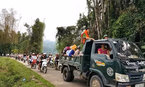 Tìm thấy thi thể hai nạn nhân bị lũ cuốn trôi ở Yên Bái
