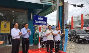 Lễ gắn biển tên đường Nhà báo, liệt sỹ Trần Kim Xuyến tại Hà Tĩnh