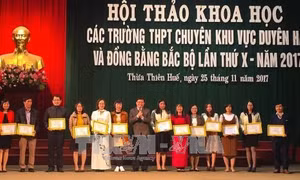 Các trường Trung học phổ thông chuyên trao đổi kinh nghiệm quản lý