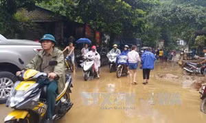 Mưa kéo dài, người dân hạ nguồn sông Chảy cần đề phòng lũ