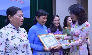 Đồng hành vì sự phát triển của phụ nữ 