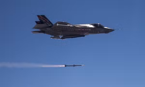 100 tàng hình cơ F-35 có nguy cơ 'về hưu non' dù chưa một lần xuất kích