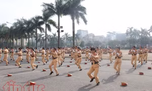 Hội thi điều lệnh võ thuật công an nhân dân
