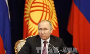 Tổng thống Putin bãi nhiệm chức vụ 10 tướng lĩnh
