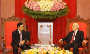 Tổng Bí thư: Việt Nam ủng hộ mạnh mẽ và toàn diện công cuộc đổi mới ở Lào 