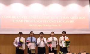 Hà Nội bổ nhiệm hàng loạt giám đốc, phó giám đốc sở