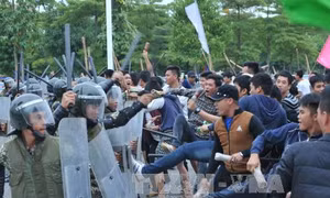  Bộ đội Đặc công diễn tập chống khủng bố, giải cứu con tin