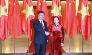 Chủ tịch Quốc hội Nguyễn Thị Kim Ngân hội kiến với Tổng Bí thư, Chủ tịch nước Trung Quốc Tập Cận Bình 