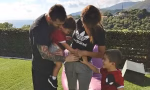 Vợ Lionel Messi báo tin vui của gia đình nhỏ