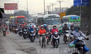 Giao thông tại TP Hồ Chí Minh đã đông đúc trở lại sau Tết 