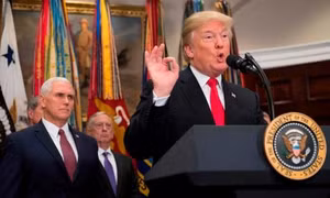 Tỷ lệ ủng hộ Tổng thống Donald Trump thấp kỷ lục