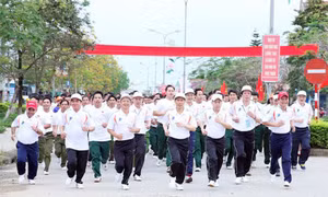 Hàng ngàn người tham gia Ngày chạy Olympic vì sức khỏe toàn dân 