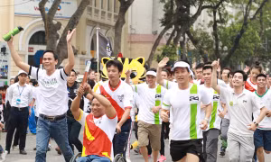 1.600 nhân viên Herbalife Việt Nam tham gia chạy tiếp sức hưởng ứng SEA Games và Para Games2017