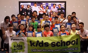 ‘Bé đổi pin sạch, vì mùa hè xanh’