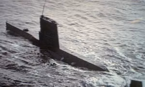 Thử tên lửa ICBM xong, tàu ngầm Triều Tiên bất ngờ hoạt động dày đặc