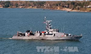 Iran cáo buộc tàu Mỹ lại gần tàu IRGC một cách "thiếu chuyên nghiệp"