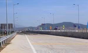 Đầu tư 50.270 tỷ đồng xây đường cao tốc Hòa Bình - Sơn La 