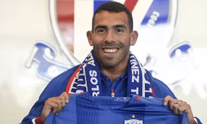 Tiết lộ 10 cầu thủ được trả lương cao nhất thế giới: Tevez vượt xa Ronaldo và Messi