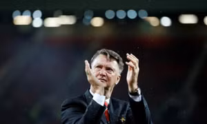 'Tuylip thép' Van Gaal từ giã bóng đá chuyên nghiệp