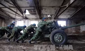 Quân đội Ukraine hoàn tất rút vũ khí hạng nhẹ khỏi giới tuyến