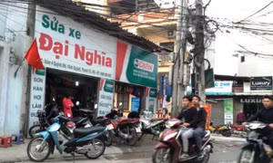Dịch vụ rửa xe 'hốt bạc'
