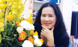 Nhà văn Nguyễn Thị Thu Huệ được bầu là Chủ tịch Hội Nhà văn Hà Nội