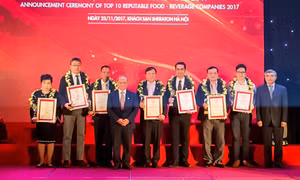Acecook Việt Nam trong Top 10 ngành Thực phẩm – Đồ uống 2017 