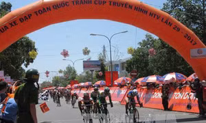 VĐV Ariya Phounsavath đã giành chiến thắng Giải đua xe đạp Cúp truyền hình lần thứ 29