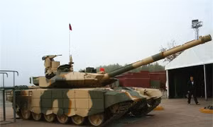 Nga chế tạo phiên bản mới của xe tăng chủ lực T-90