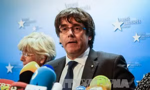 Chính quyền vùng Catalonia hoạt động bình thường