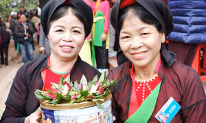 Nghe câu quan họ trao duyên tại Hội Lim 2017