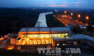 Hồ thủy điện Trị An tăng gấp đôi lưu lượng xả lũ 