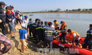 Tìm thấy thi thể học sinh đuối nước trên sông Dinh
