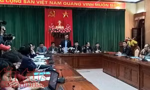 Hà Nội sẽ cắt hợp đồng với công ty đổ rác thải trộm nếu không đủ năng lực