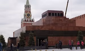 Tổng thống Nga Vladimir Putin cam kết bảo quản thi hài Lenin trong lăng 