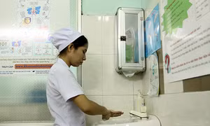 Nhiễm khuẩn bệnh viện nguy hiểm vì dễ nhờn thuốc và kháng thuốc