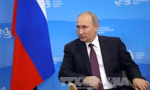 Tổng thống Putin chỉ trích trừng phạt kinh tế chống Nga