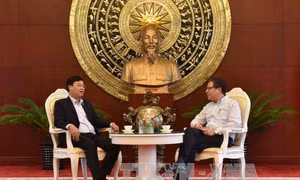 Đồng chí Lê Quốc Phong thăm Đại sứ quán Việt Nam tại Trung Quốc 