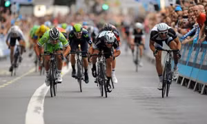Hai tay đua Italy bị cấm thi đấu ngay trước thềm giải Giro d'Italia vì sử dụng doping