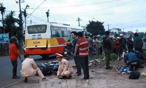 Đắk Lắk: Xe máy mất lái tông vào xe công nông, hai thanh niên tử vong tại chỗ