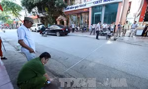 Thủ tướng chỉ thị lập lại trật tự hành lang an toàn đường bộ, đường sắt 
